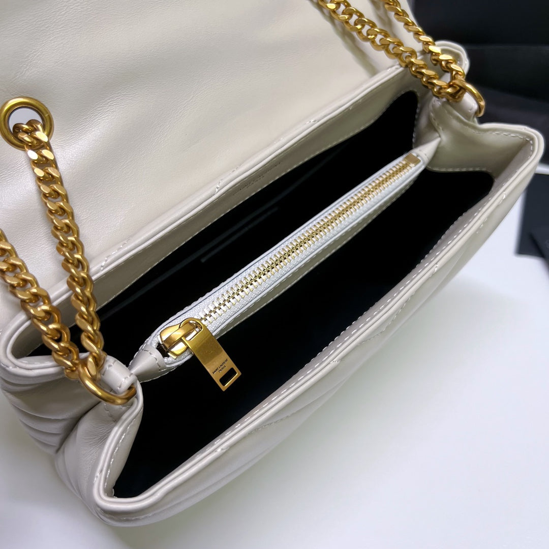 LOULOU SMALL 25 IN WHITE LAMBSKIN GOLD HARDWARE