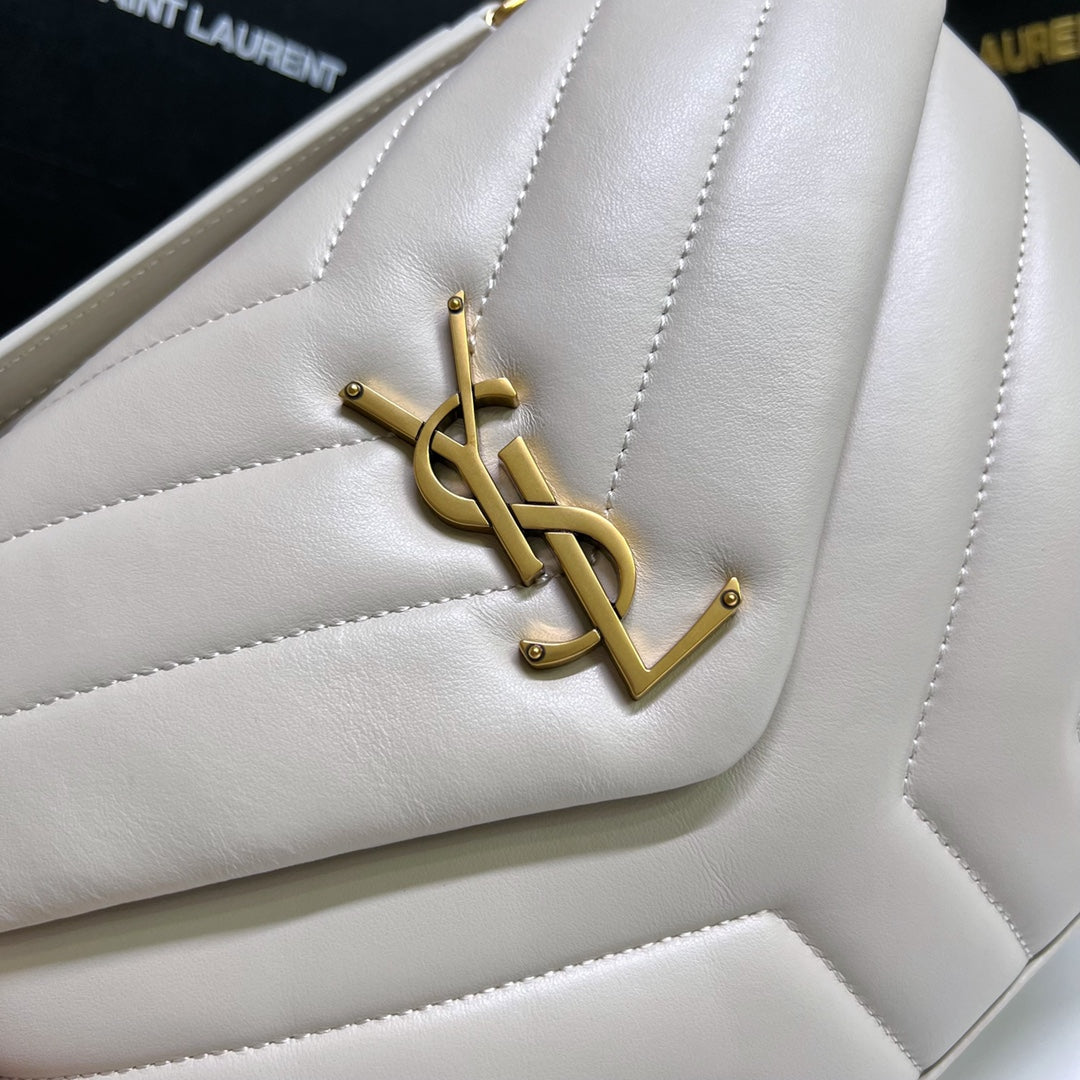 LOULOU SMALL 25 IN WHITE LAMBSKIN GOLD HARDWARE