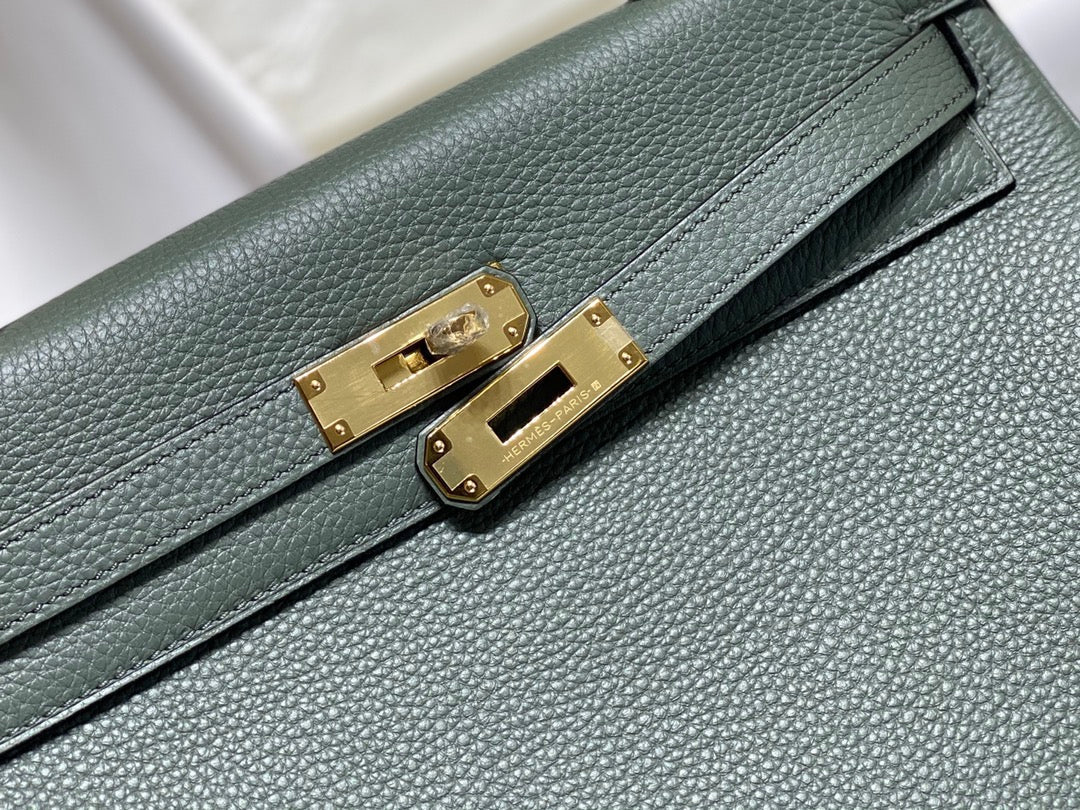 HM KELLY 32CM BAG IN PINE CALFSKIN GOLD HARDWARE