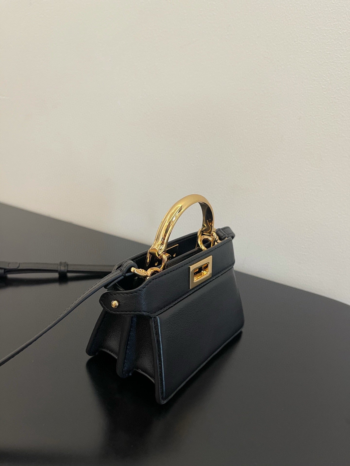 FENDI PEEKABOO ISEEU MICRO 12 BAG IN BLACK CALFSKIN WITH GOLD HARDWARE