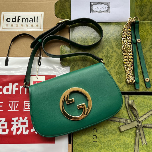 BLONDIE SHOULDER BAG 28 IN CASTLETON GREEN LAMBSKIN GOLD HARDWARE