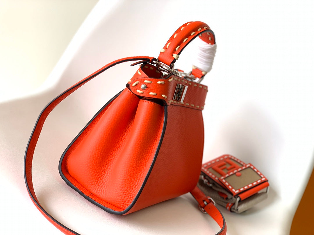 Peekaboo Mini Selleria Bag 23cm red leather shw with 220 hand-sewn stitches