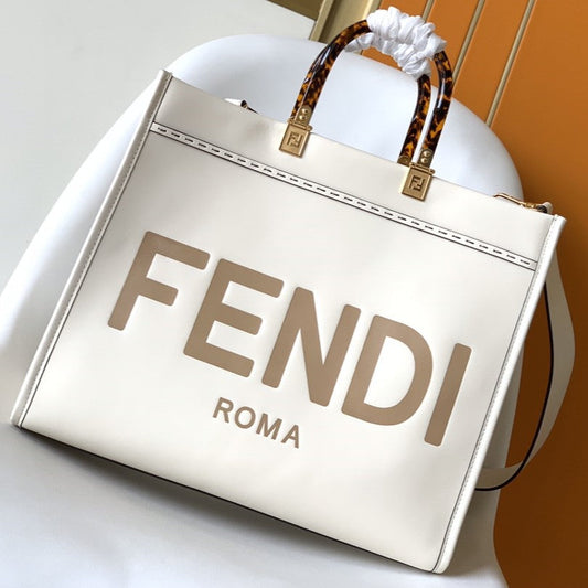 Fend Sunshine Medium Bag 35 White Leather