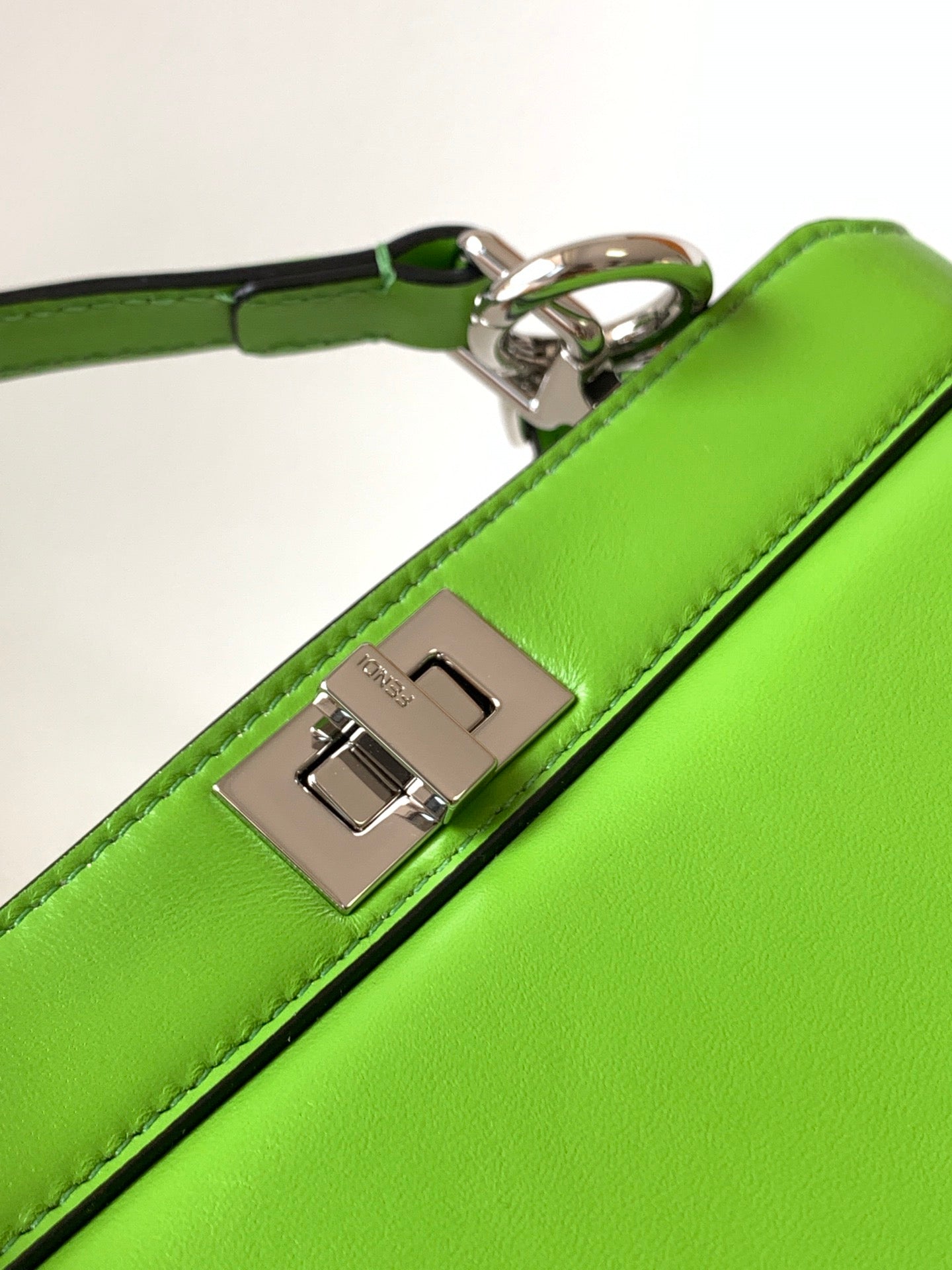 Peekaboo ISeeU Petite 20 Bag Green Lambskin Shw