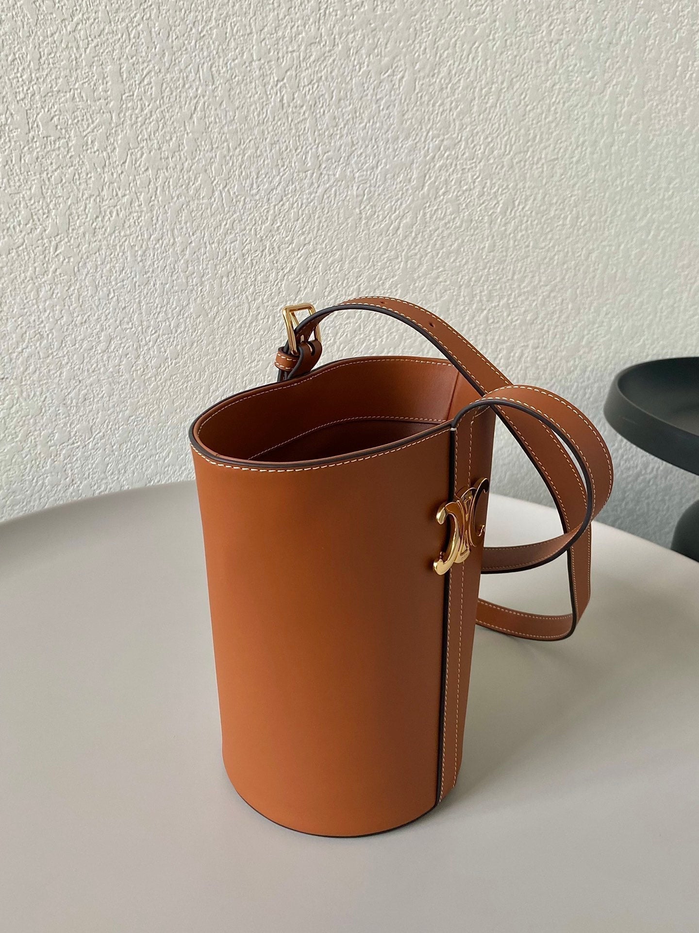 TRIPHOME 25 BUCKET BAG CINNAMON BROWN CALFSKIN