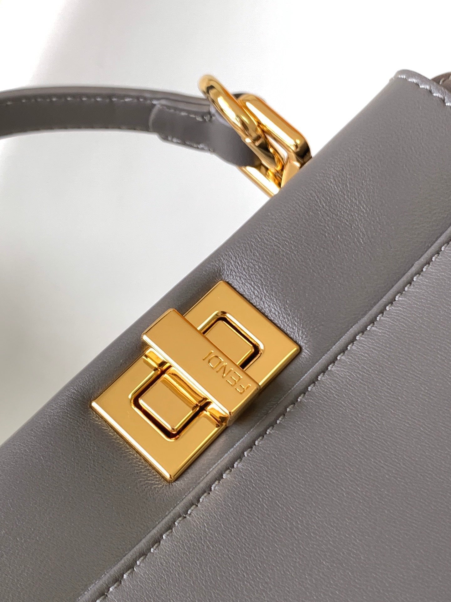 Peekaboo Mini 23cm Bag taupe lambskin gold hardware