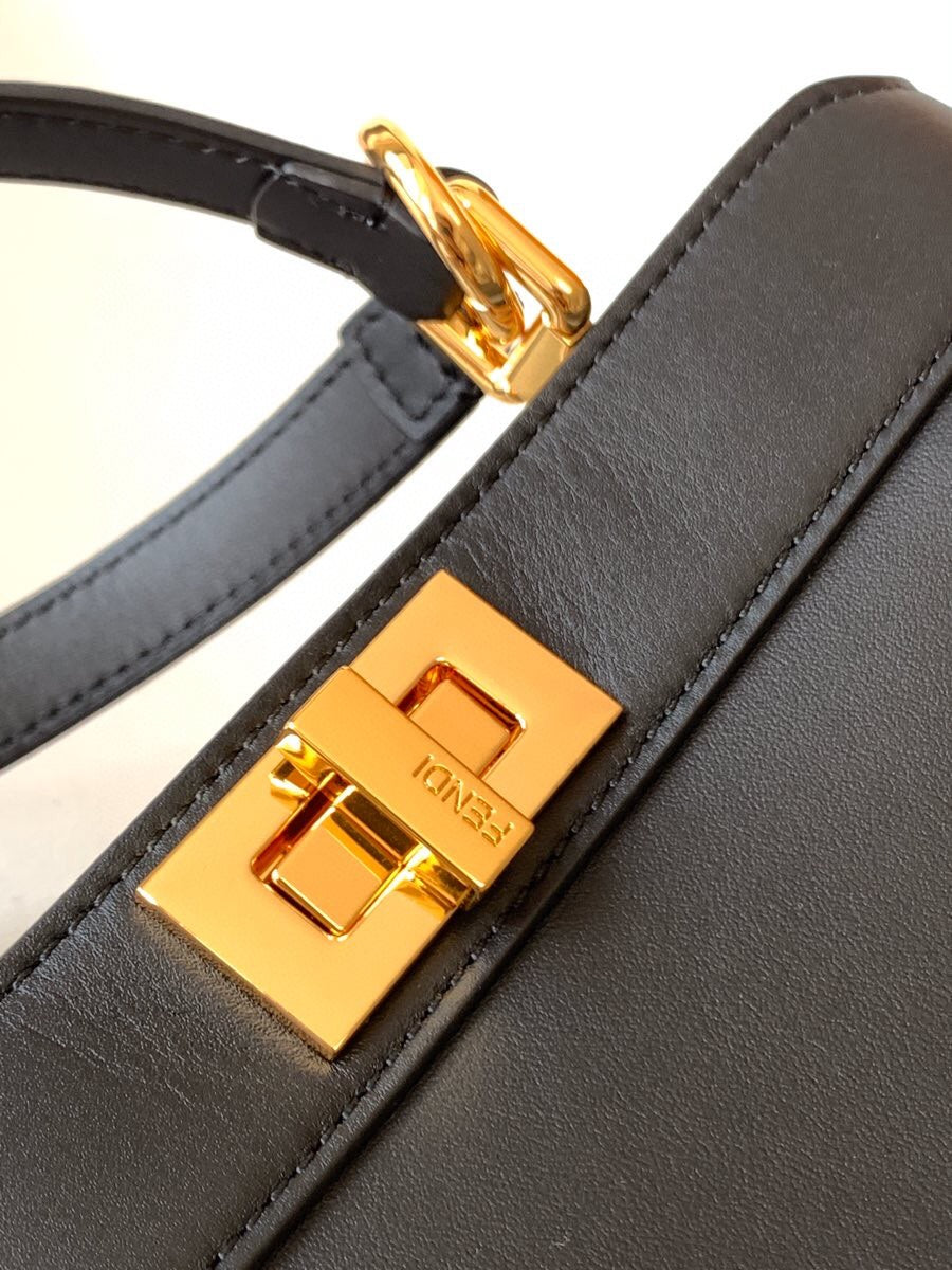 Peekaboo ISeeU Small 27cm Bag black lambskin gold hardware