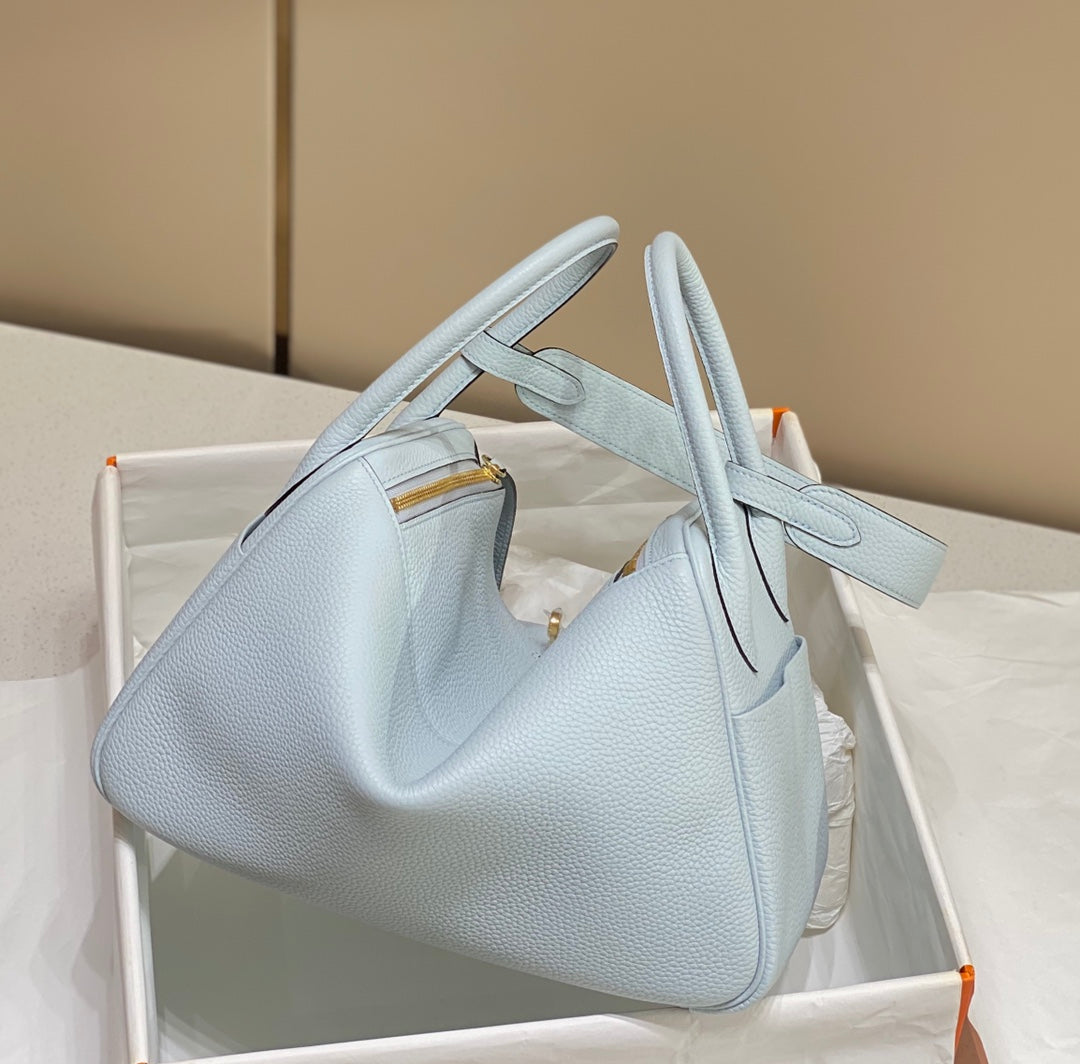 HM LINDY 26 BAG PASTEL BLUE CALFSKIN