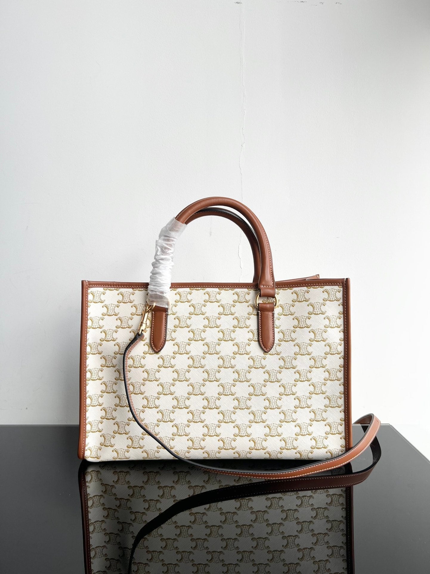 TRIPHOME CABAS 35 WHITE CREAM CALFSKIN TOTE