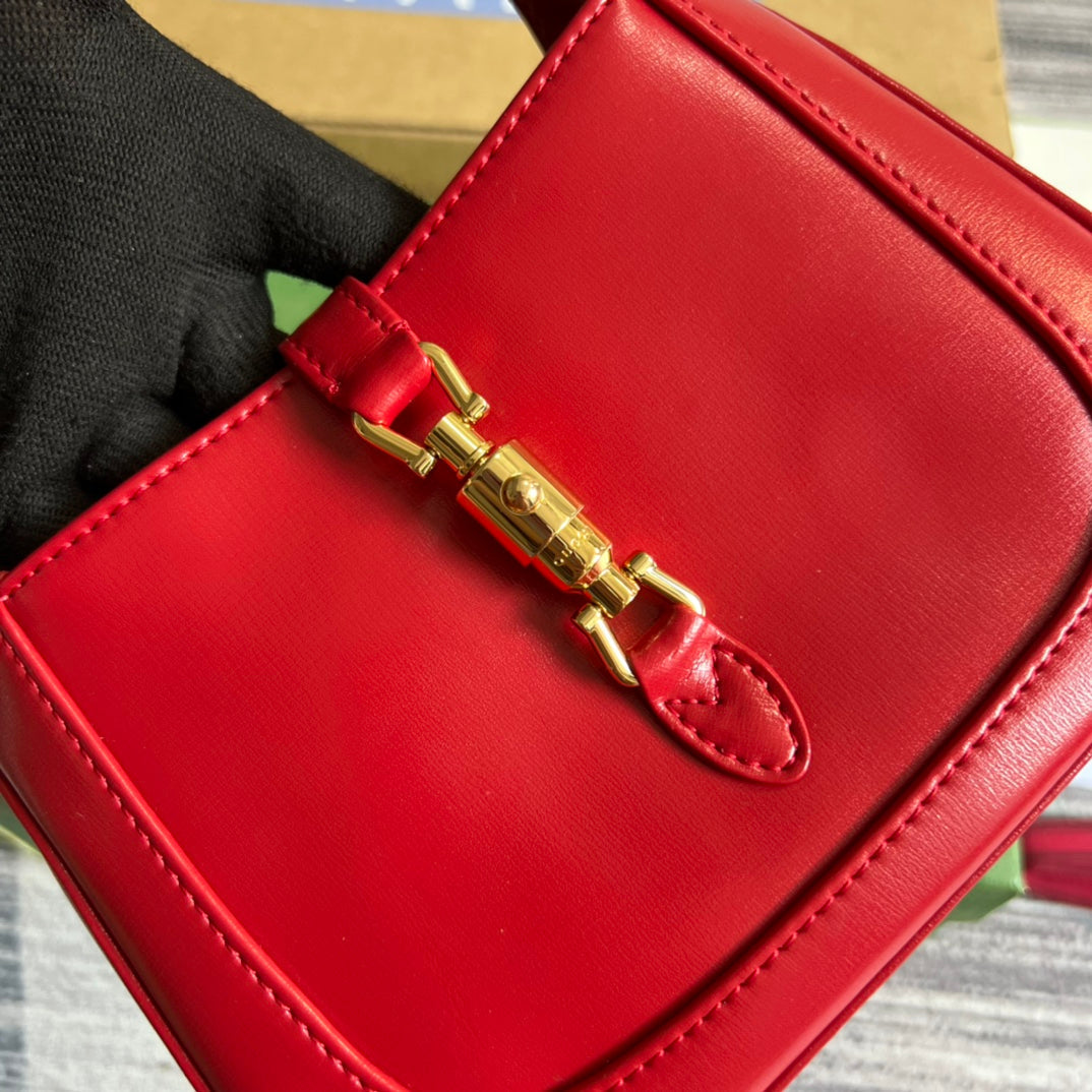 GG JACKIE MINI 19 SHOULDER BAG IN CHERRY RED CALFSKIN