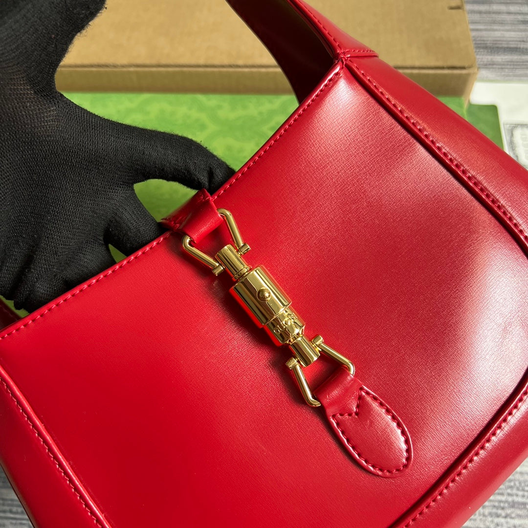 GG JACKIE SMALL 28 SHOULDER BAG IN CHERRY RED CALFSKIN