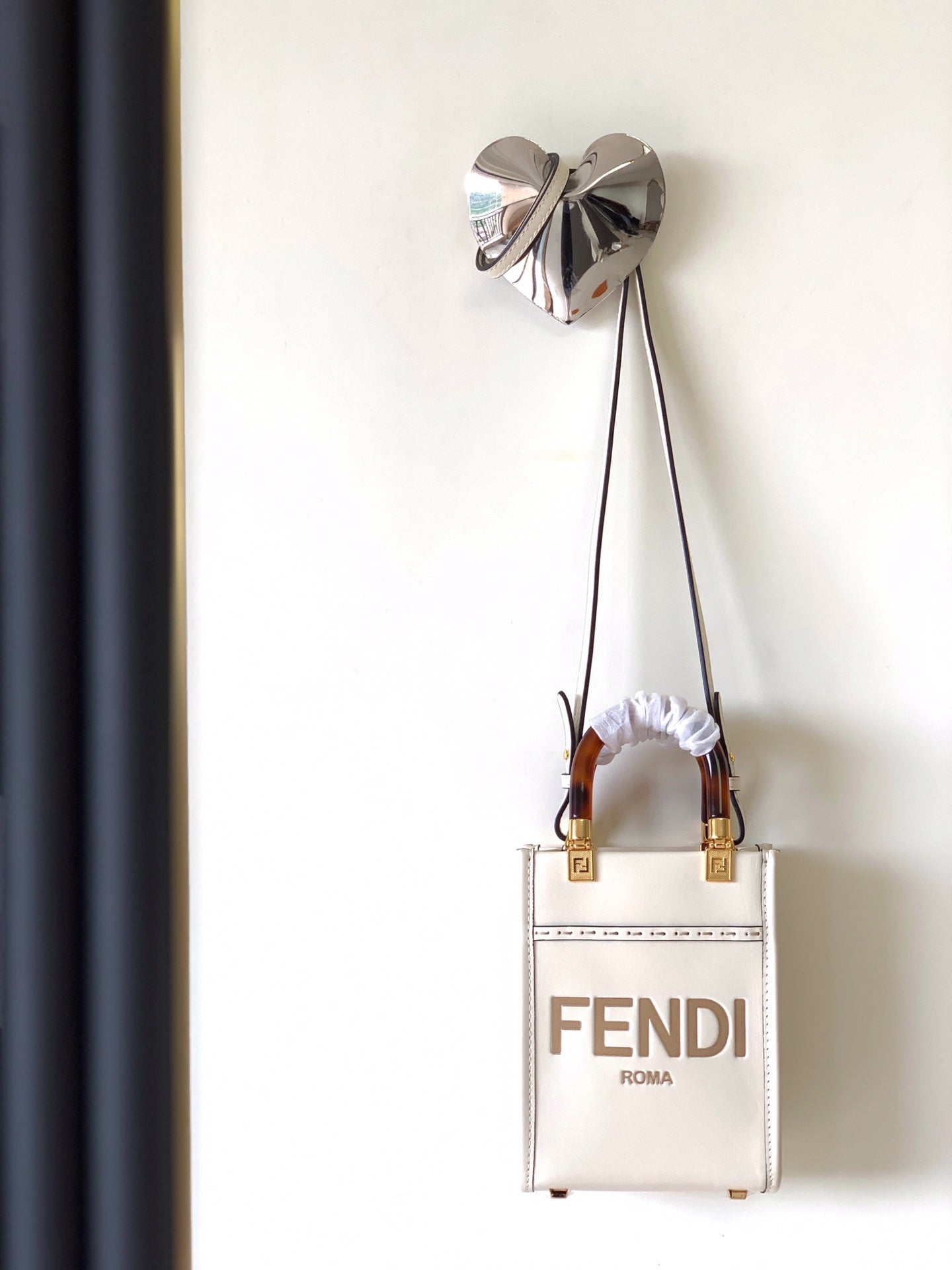 Fend Mini Sunshine Shopper Bag 18 White Leather