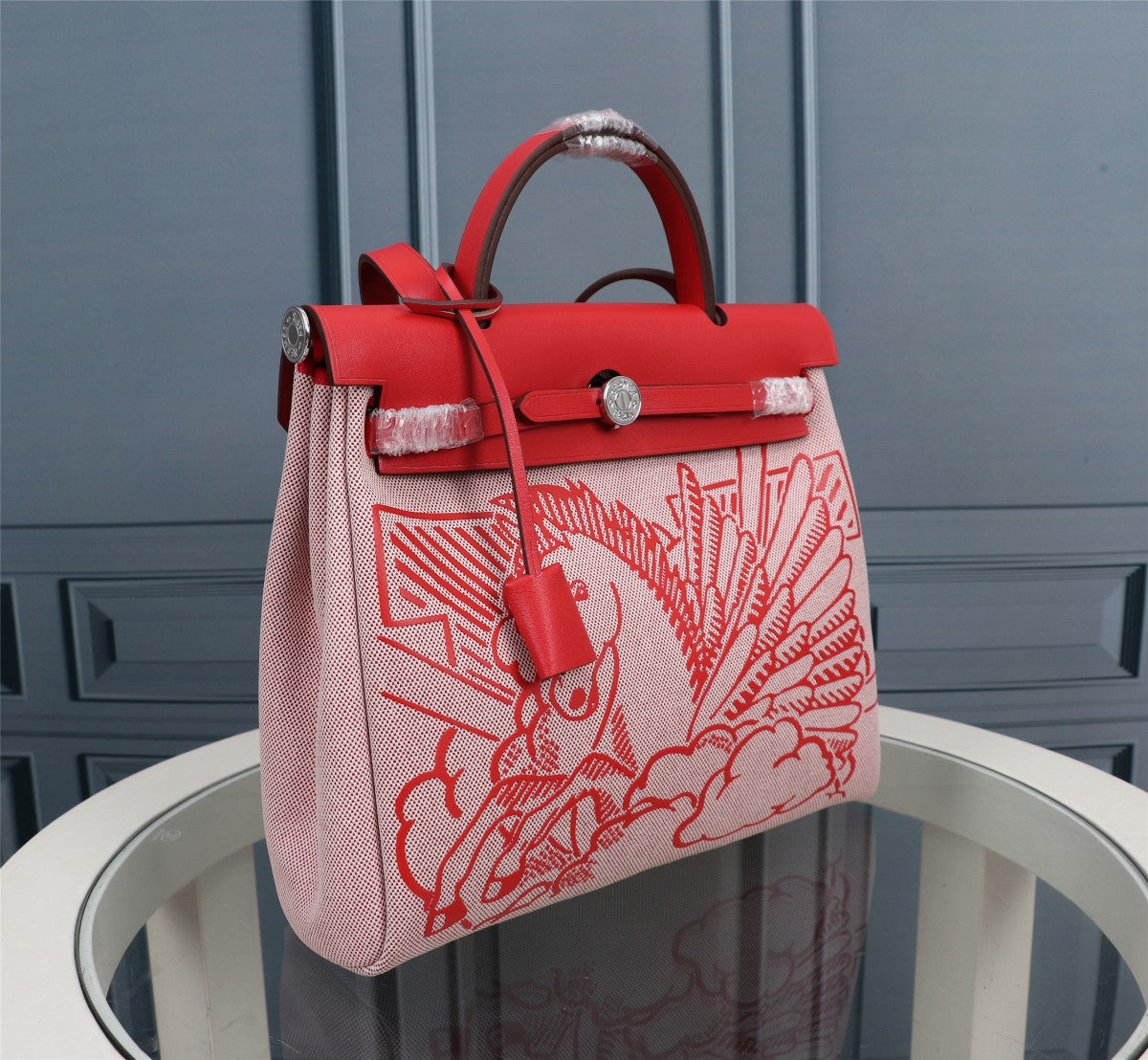 HM HERBAG ZIP 31 RED AND WHITE HORSE MOTIF CANVAS