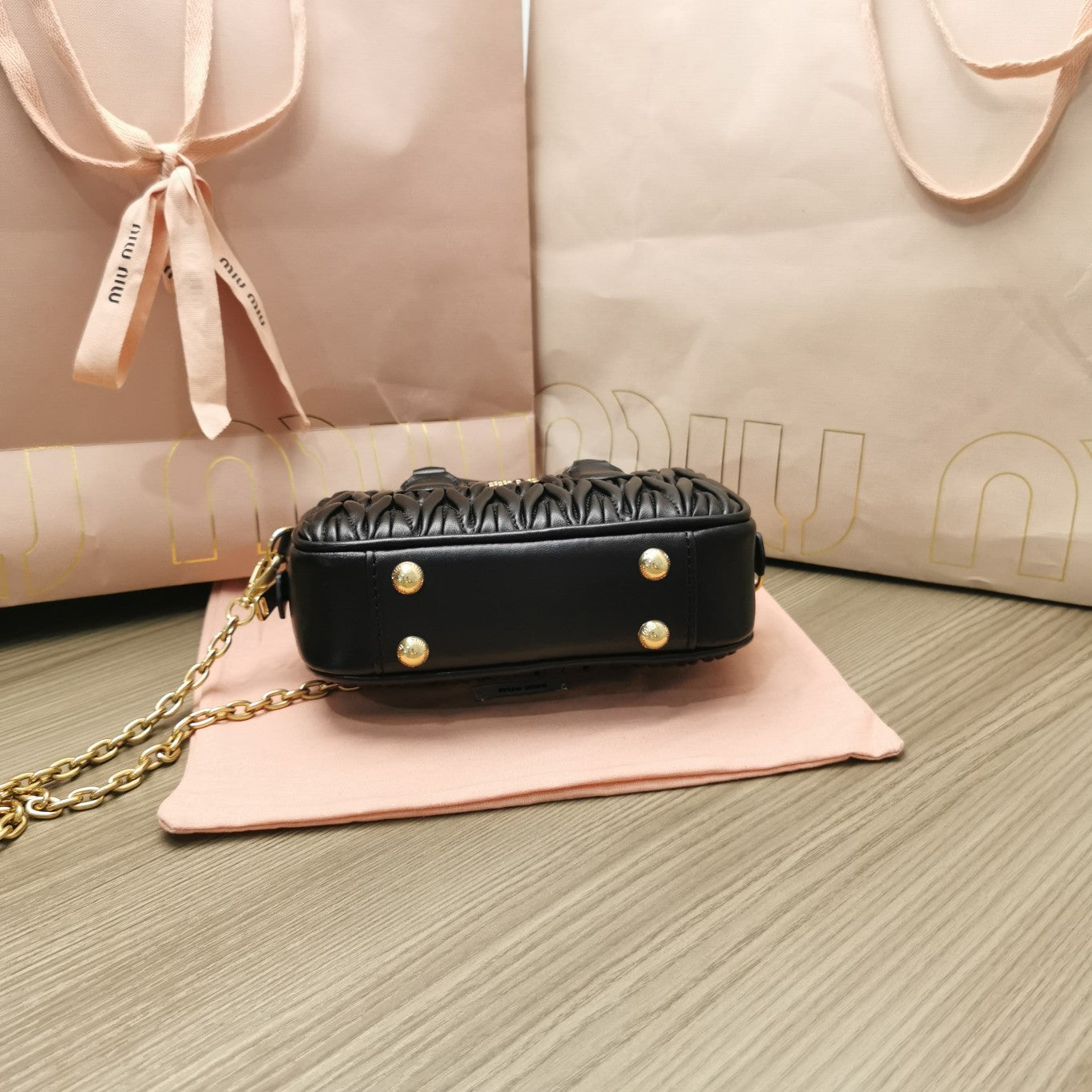 TOO PRETTY 17 HANDBAG BLACK LAMBSKIN