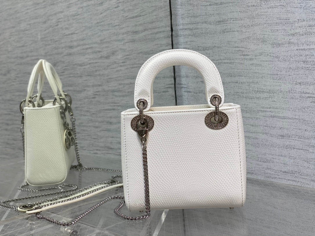 MINI LADY 17 BAG IN WHITE EMBOSSED LAMBSKIN WITH SILVER CLASP