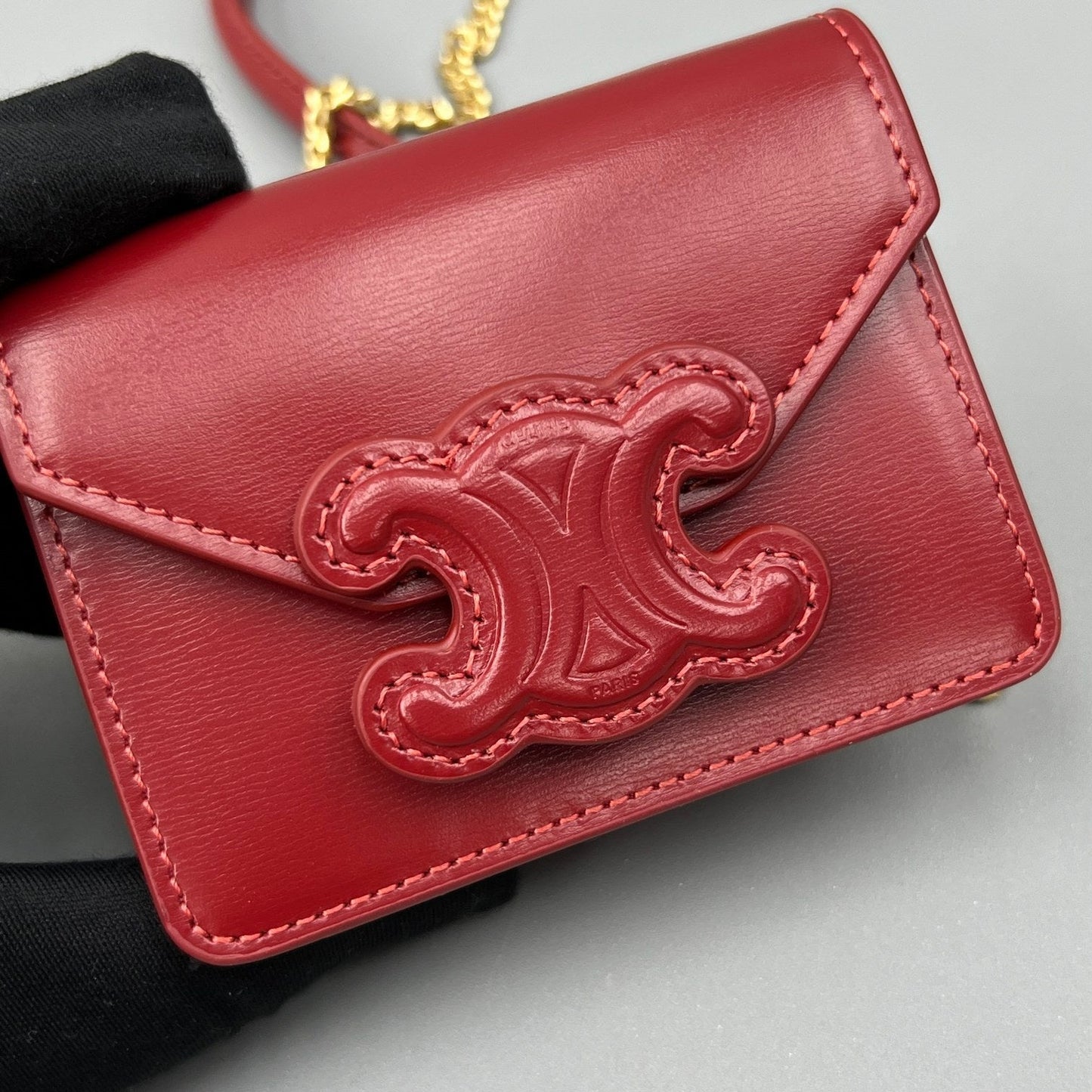 CUIR TRIPHOME 11 CHERRY RED CALFSKIN