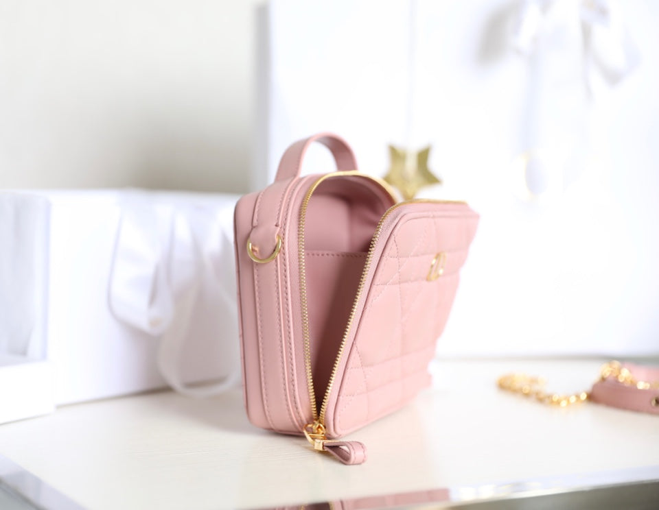 CARO BOX BAG 19 IN LIGHT PINK CALFSKIN