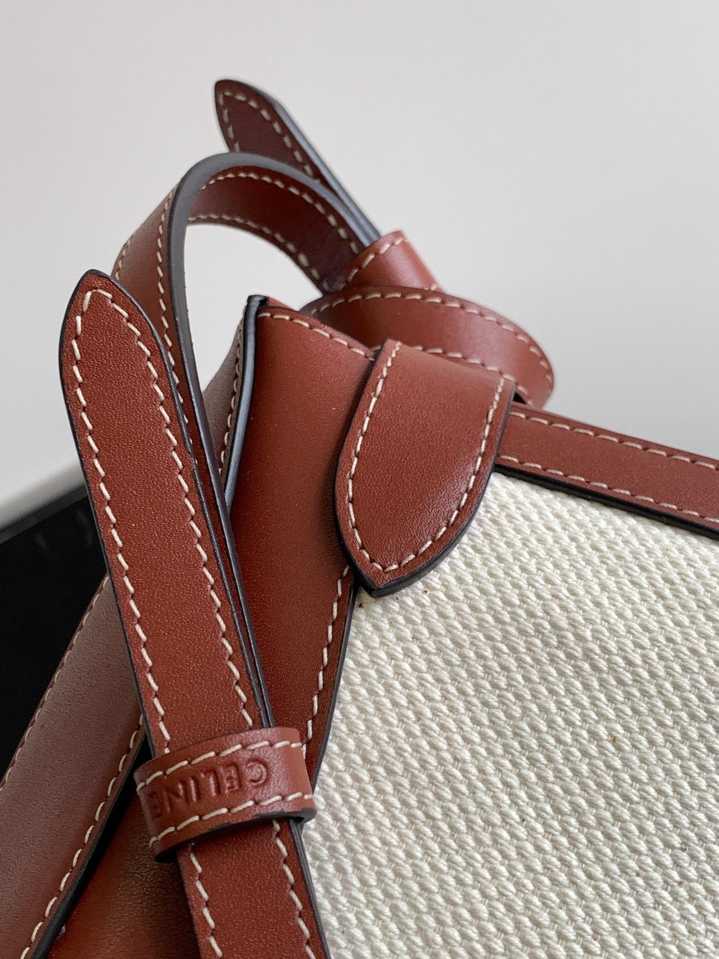 TRIOMPHE CLASSIC 25 WHITE BROWN CALFSKIN