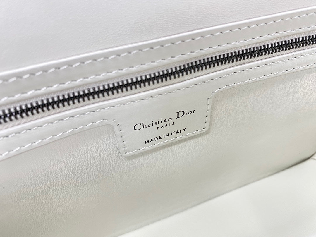 SMALL DIORCAMP BAG 23 IN WHITE CALFSKIN