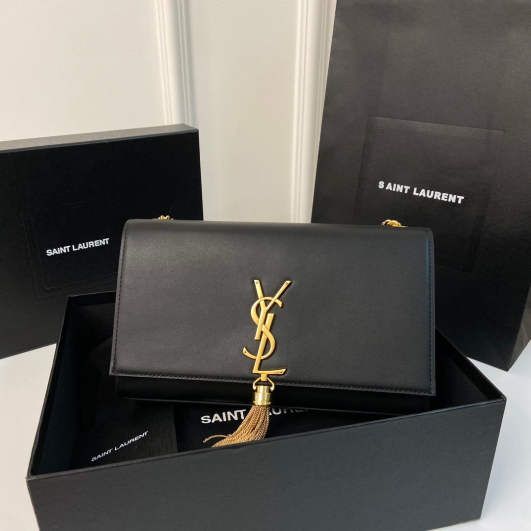 KATE TASSEL 24 BLACK CALFSKIN WITH GOLD LOGO