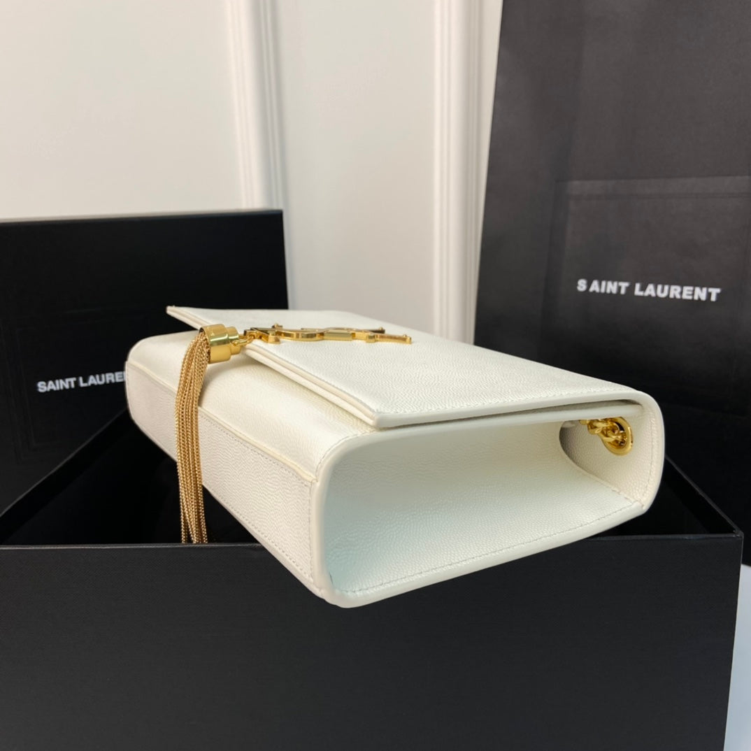 KATE TASSEL 24 WHITE CALFSKIN WITH GOLD LOGO