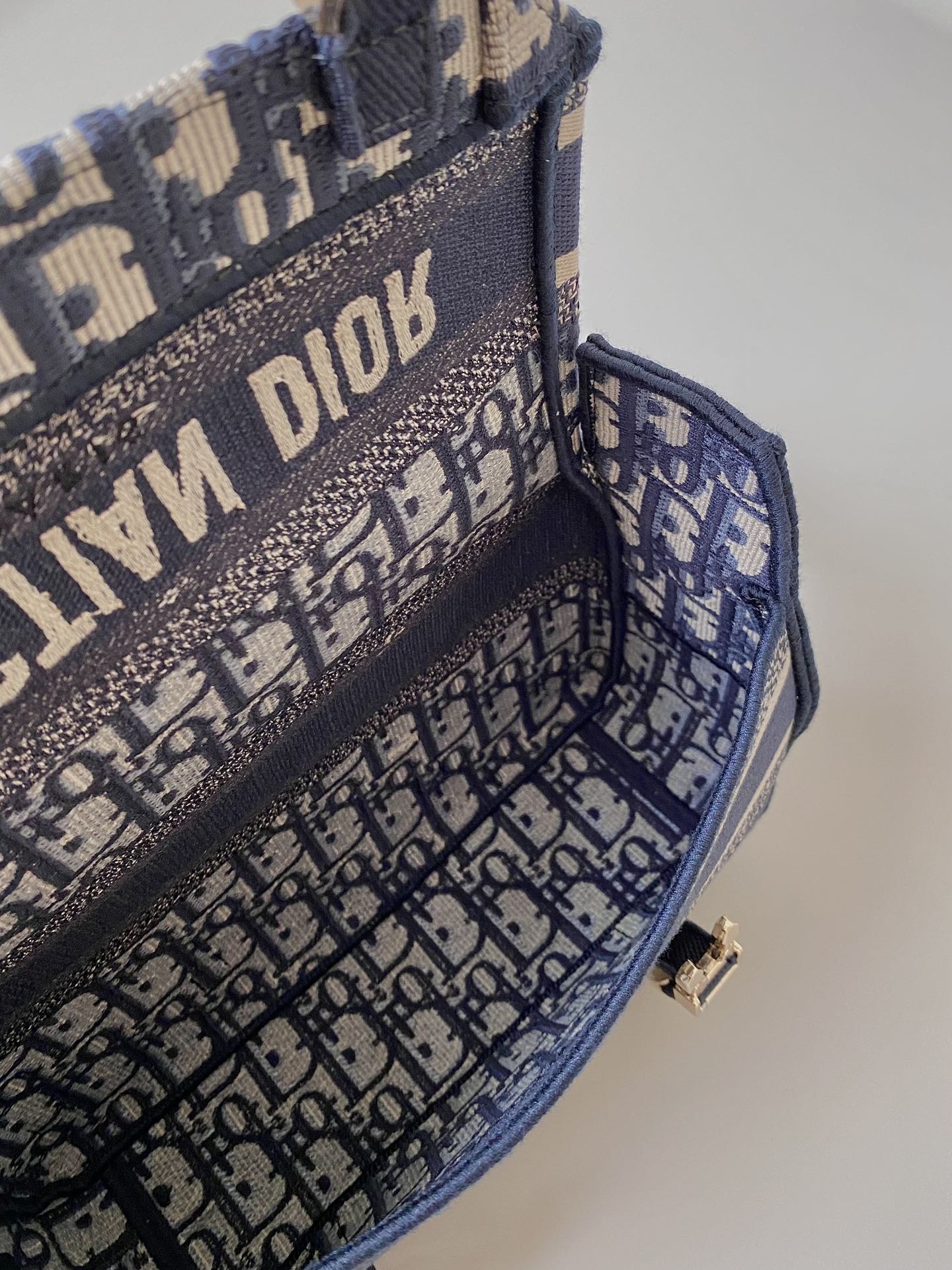 SMALL DIORCAMP BAG 23 OBLIQUE BLUE EMBROIDERY