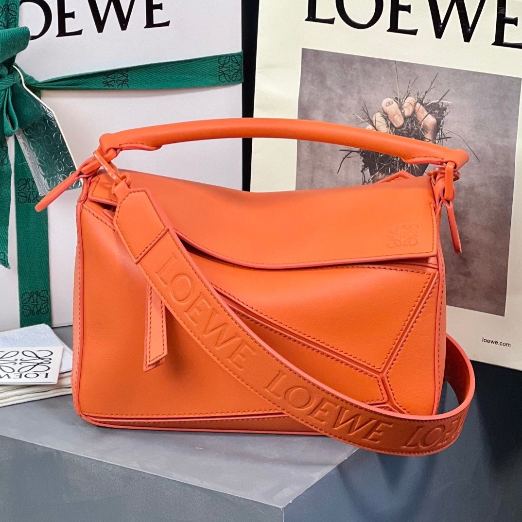 LOE MINI 18 PUZZLE BAG IN VIVID ORANGE SATIN CALFSKIN