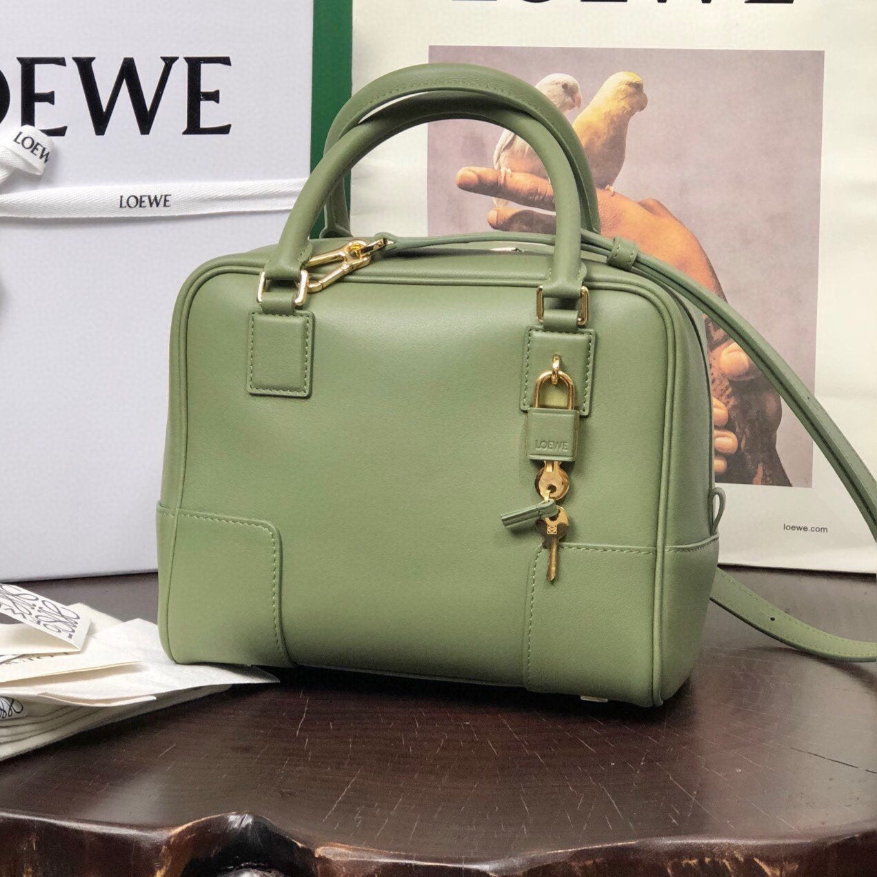 LOE AMAZONA 19 BAG IN AVOCADO GREEN NAPPA CALFSKIN