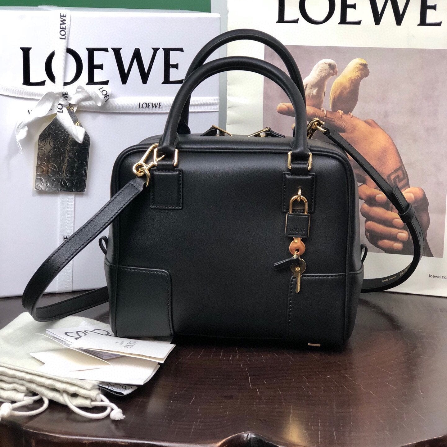 LOE AMAZONA 19 BAG IN BLACK NAPPA CALFSKIN