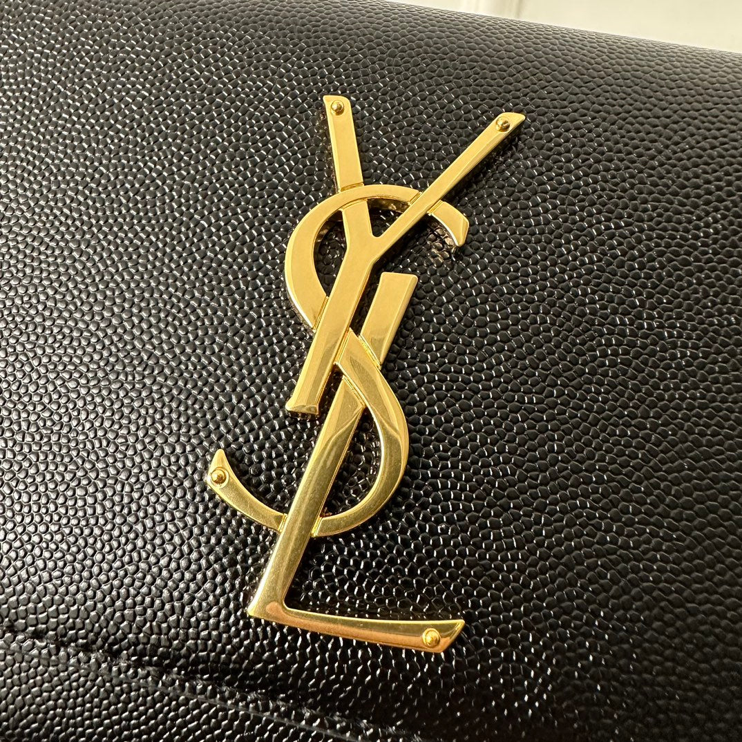 KATE 20 SMALL IN CALFSKIN BLACK WITH GOLD LOGO