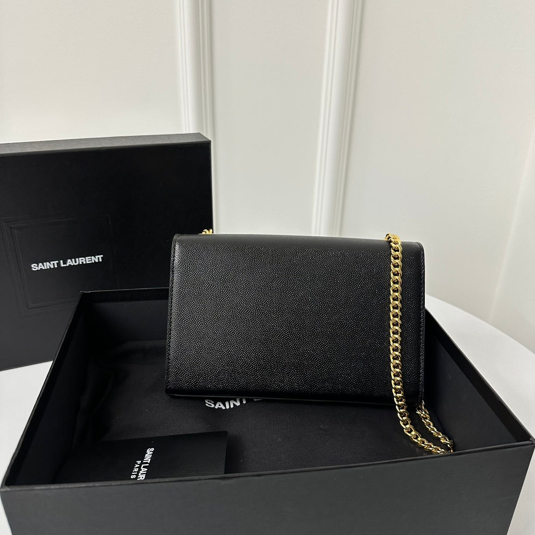 KATE 20 SMALL IN CALFSKIN BLACK WITH GOLD LOGO