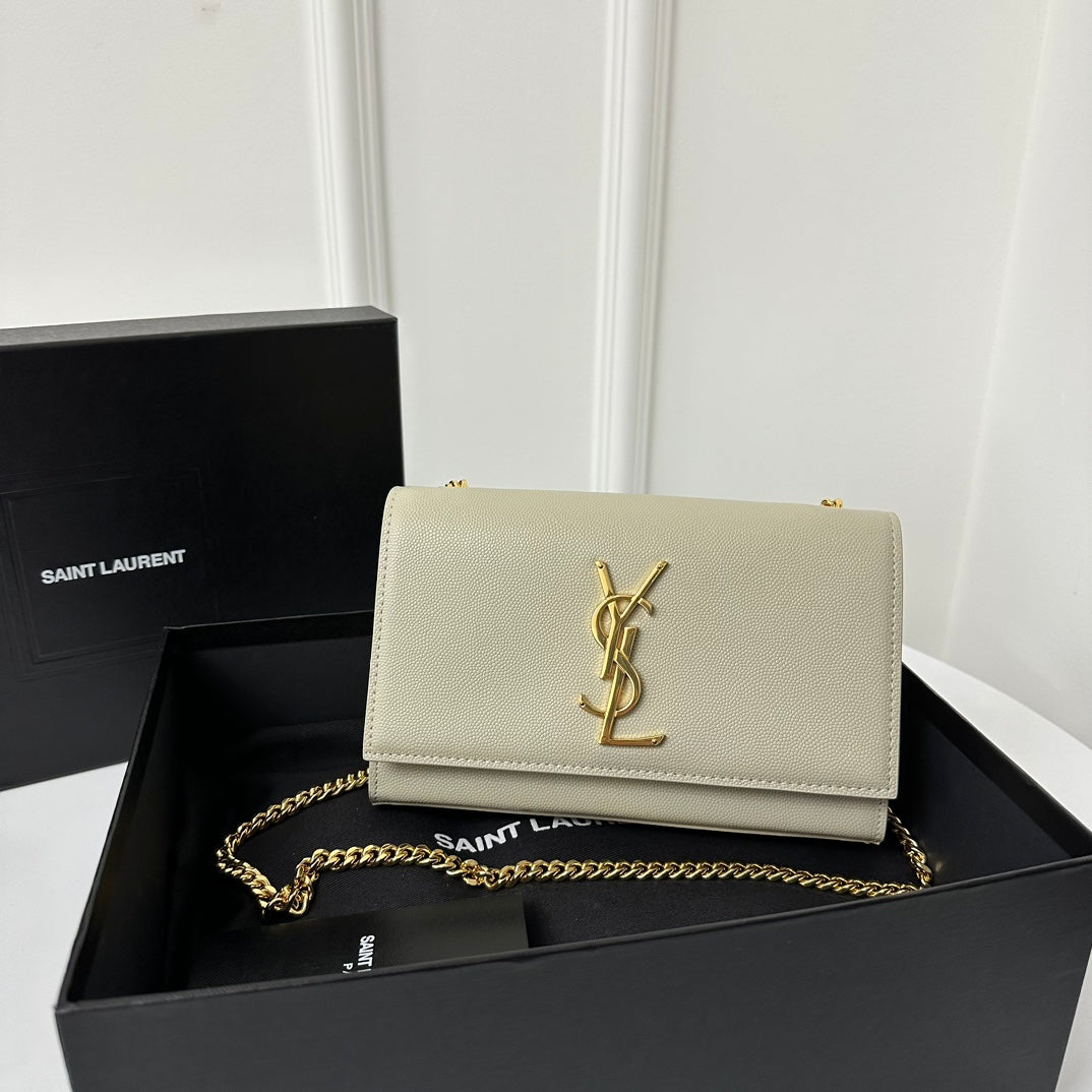 KATE 20 SMALL IN CALFSKIN WHITE WITH GOLD LOGO