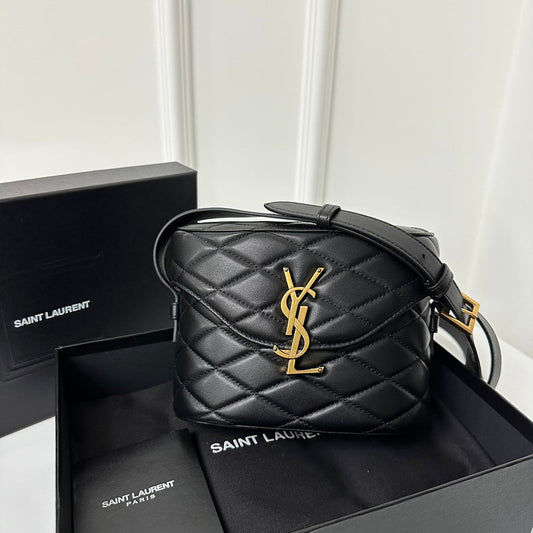 JUNE 19 BLACK QUILTED LAMBSKIN WITH GOLD LOGO BOX BAG