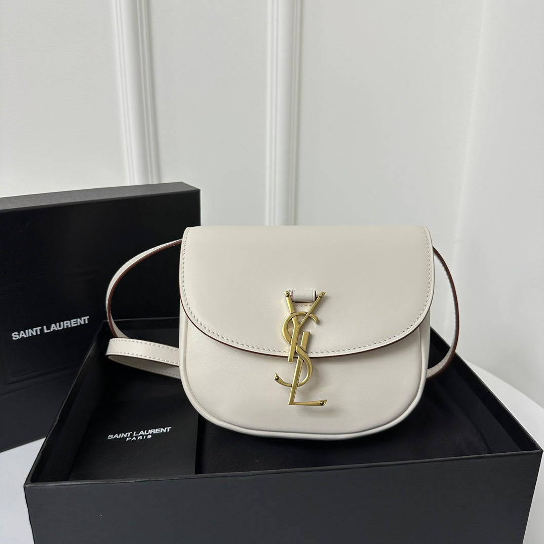 KAIA 18 HANDBAG IN WHITE CALFSKIN