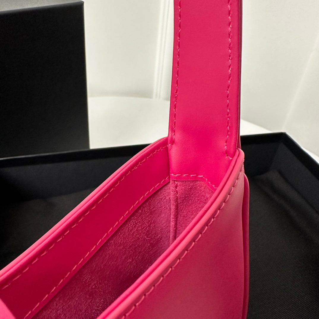 MINI 19 BRIGHT PINK SMOOTH CALFSKIN