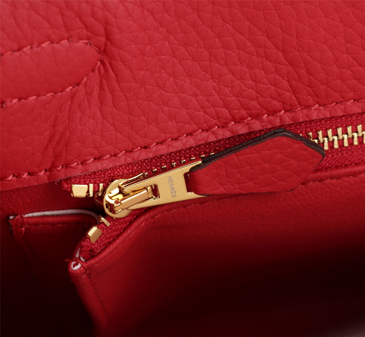 HM KELLY BAG 25 RED CALFSKIN GOLD HARDWARE