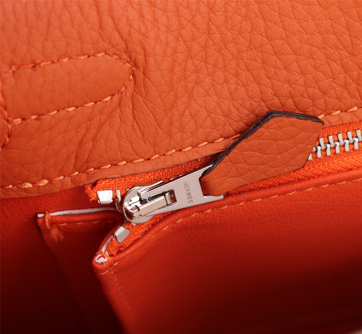 HM KELLY BAG 28 ORANGE CALFSKIN SILVER HARDWARE