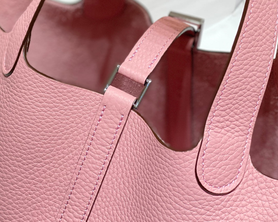 HM PICOTIN LOCK 18 PINK CALFSKIN