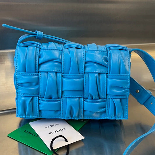 MINI CASSETTE 19 IN SKY BLUE SOFT LAMBSKIN