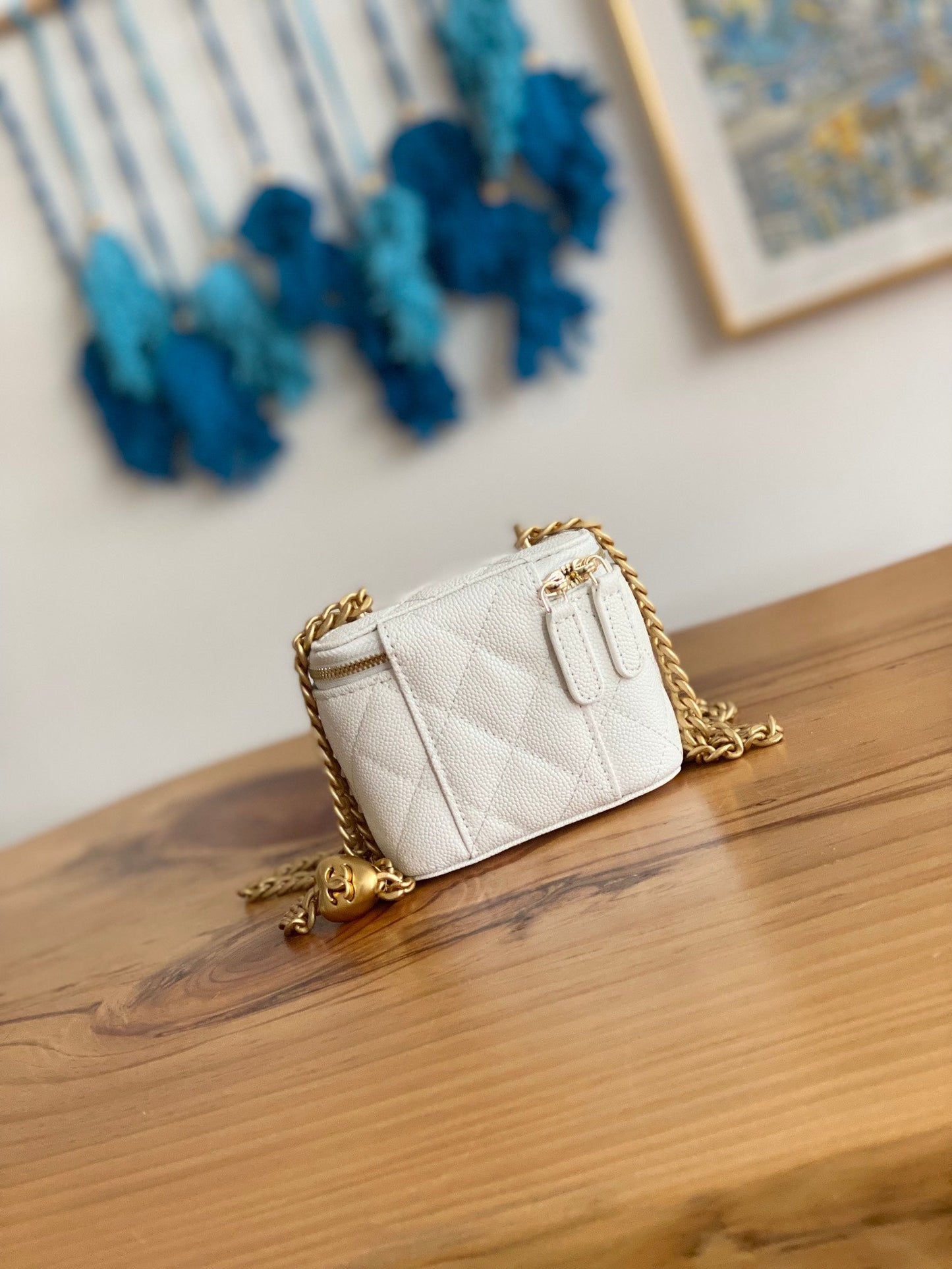 CC MINI 10 VANITY IN WHITE CALFSKIN GOLD HARDWARE