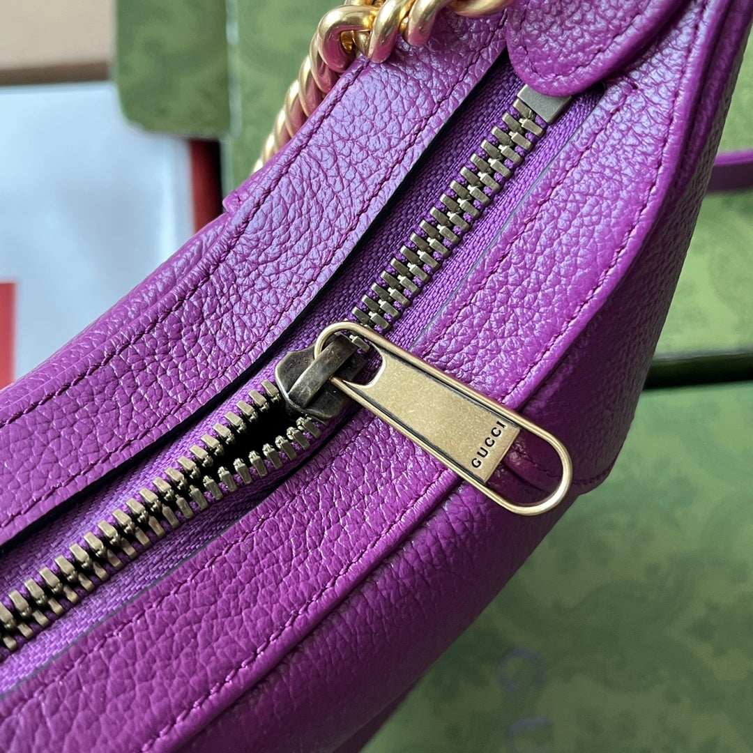 SHOULDER BAG 25 IN VIOLET CALFSKIN GOLD HARDWARE