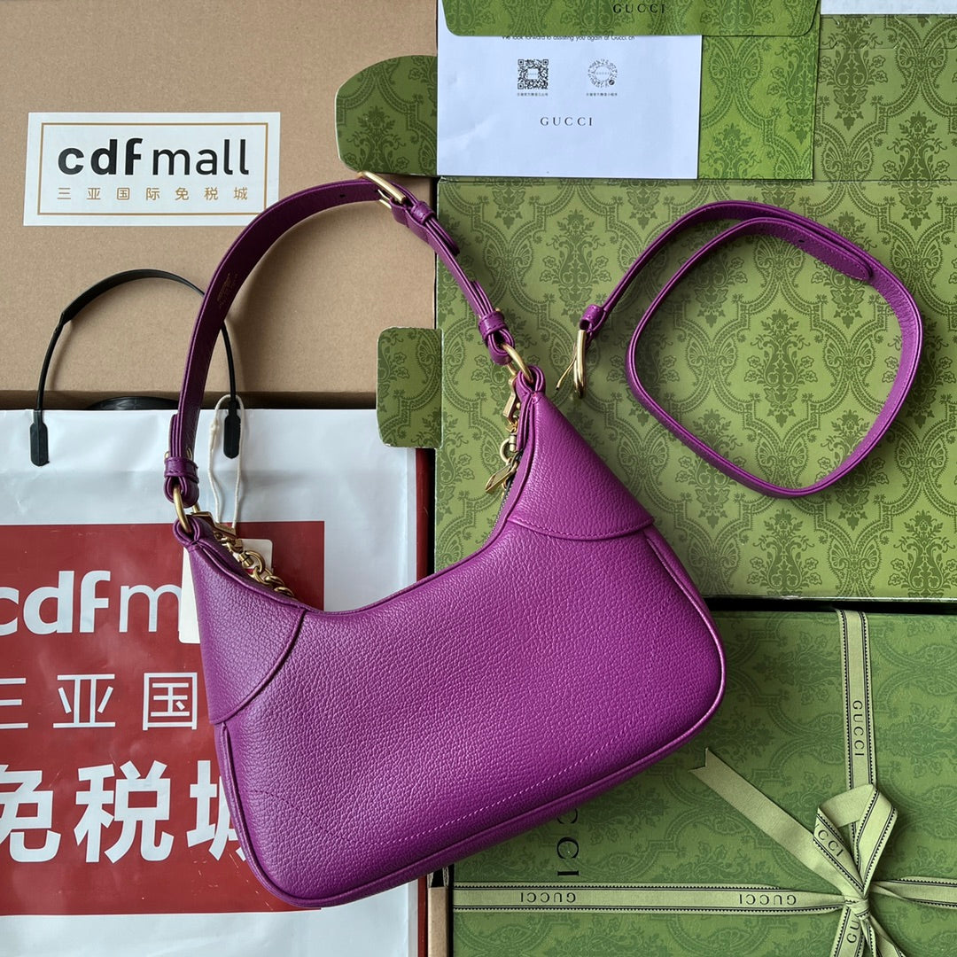 SHOULDER BAG 25 IN VIOLET CALFSKIN GOLD HARDWARE