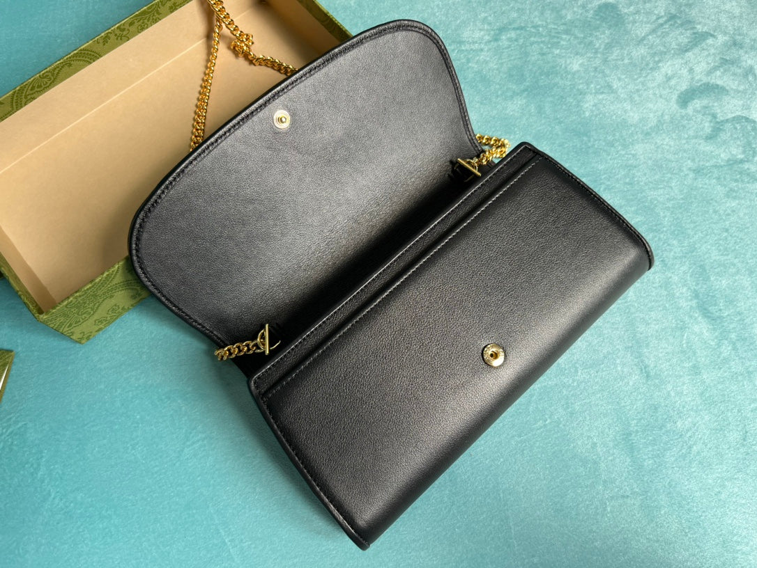 BLONDIE SHOULDER BAG 21 IN BLACK CALFSKIN GOLD HARDWARE