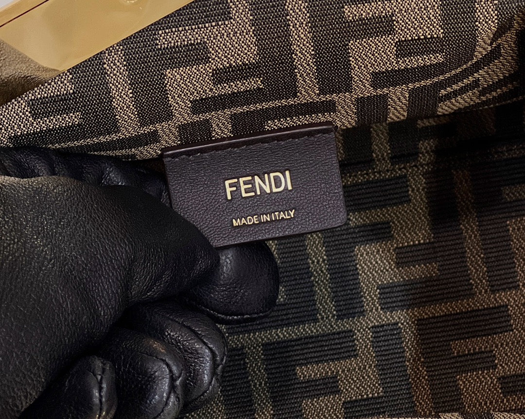 FENDI FIRST MEDIUM 26 BAG IN CHOCOLATE BROWN CALFSKIN WITH GOLD HARDWARE