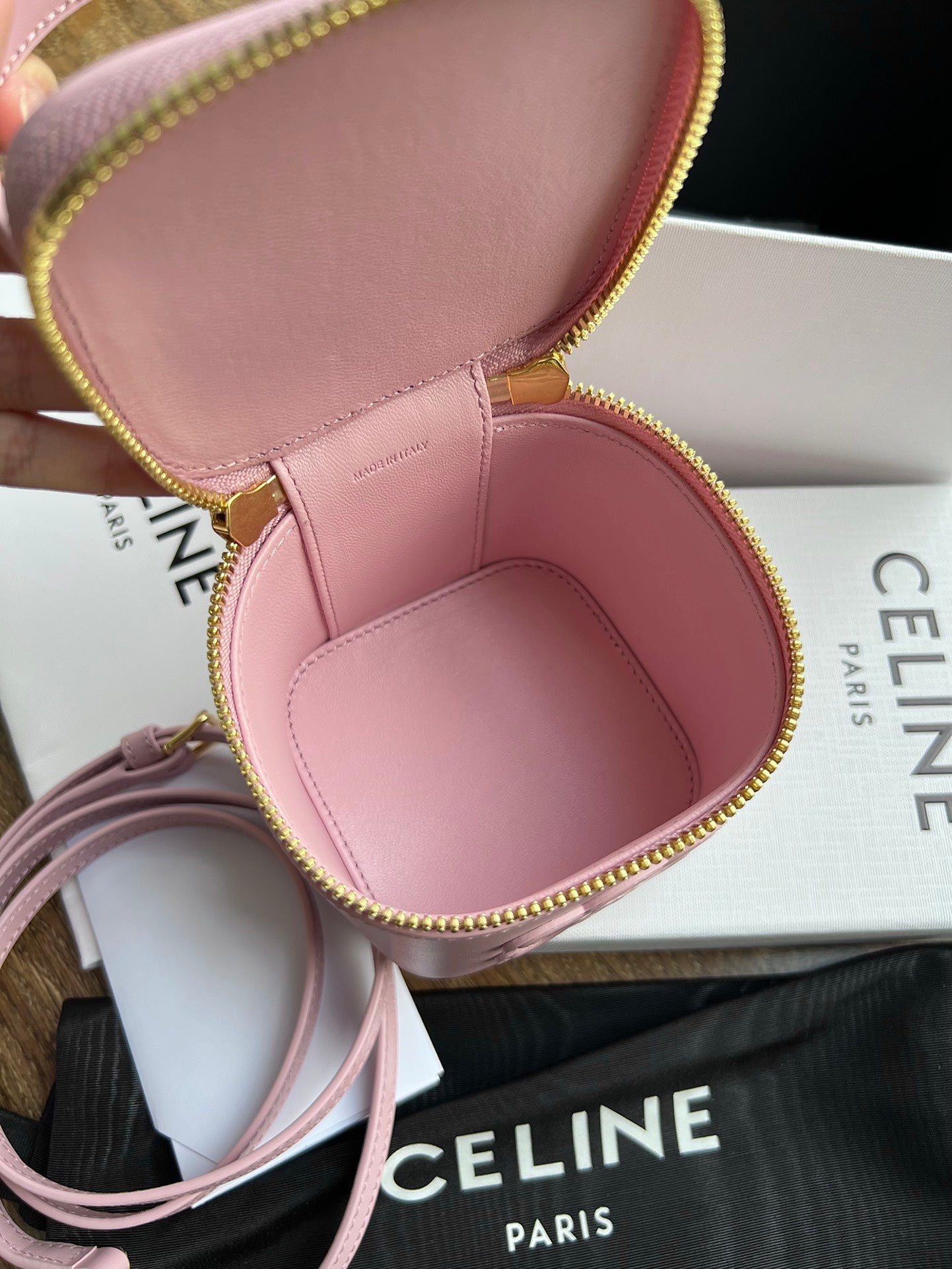 COSMETIC CASE 9 SMOOTH CALFSKIN PINK PASTEL BAG