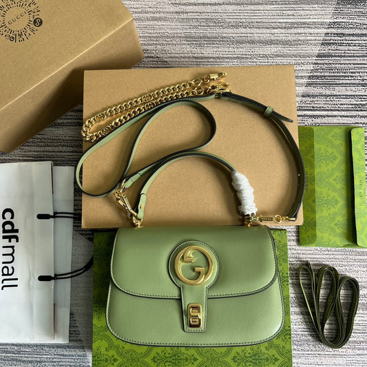 BLONDIE 23 TOP-HANDLE BAG LIGHT GREEN CALFSKIN