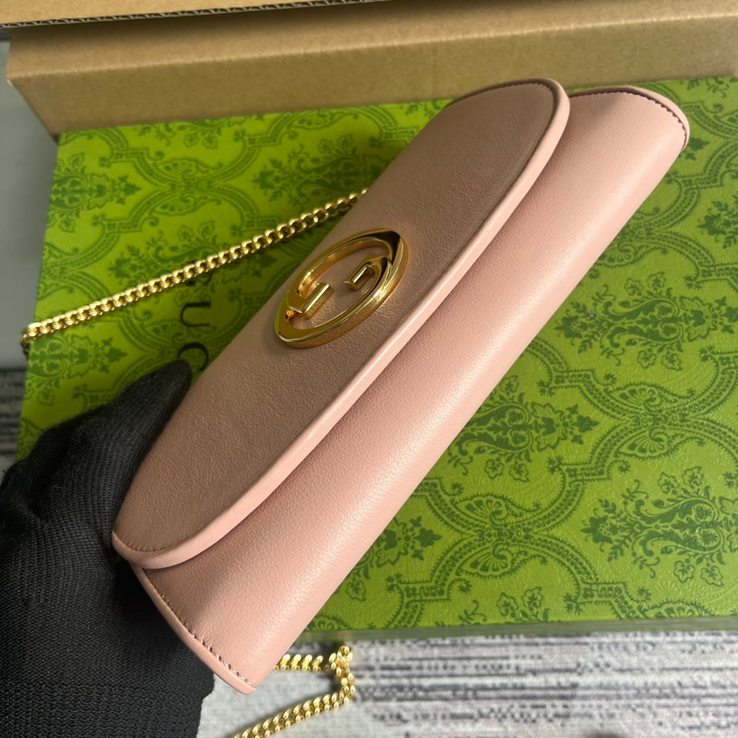 BLONDIE SHOULDER BAG 21 IN LIGHT PINK CALFSKIN GOLD HARDWARE