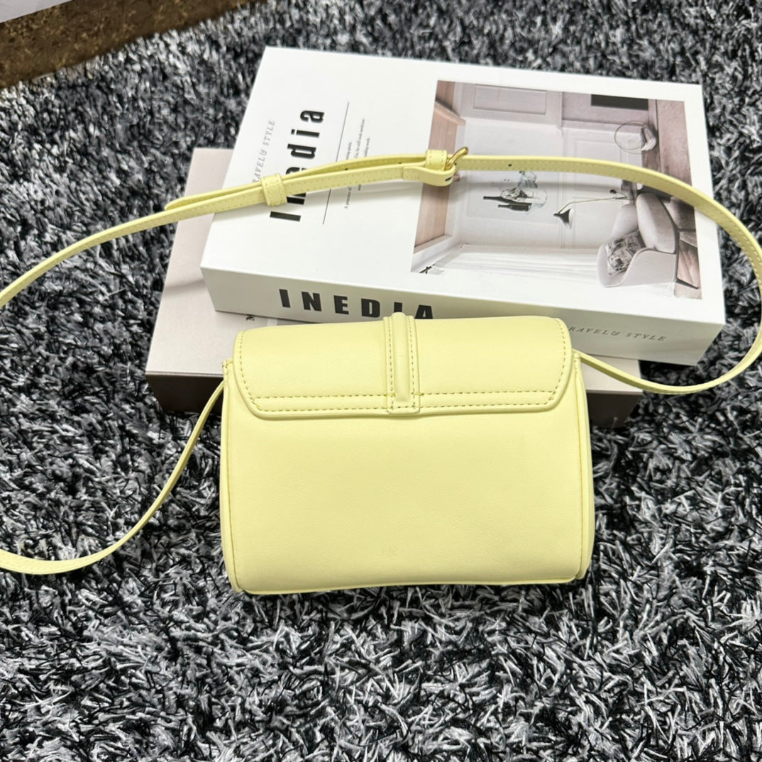 CLASSIC MINI 18 YELLOW PASTEL CALFSKIN