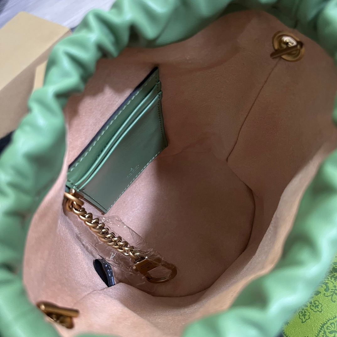 GG MARMONT 17 BUCKET BAG IN LIGHT GREEN CALFSKIN