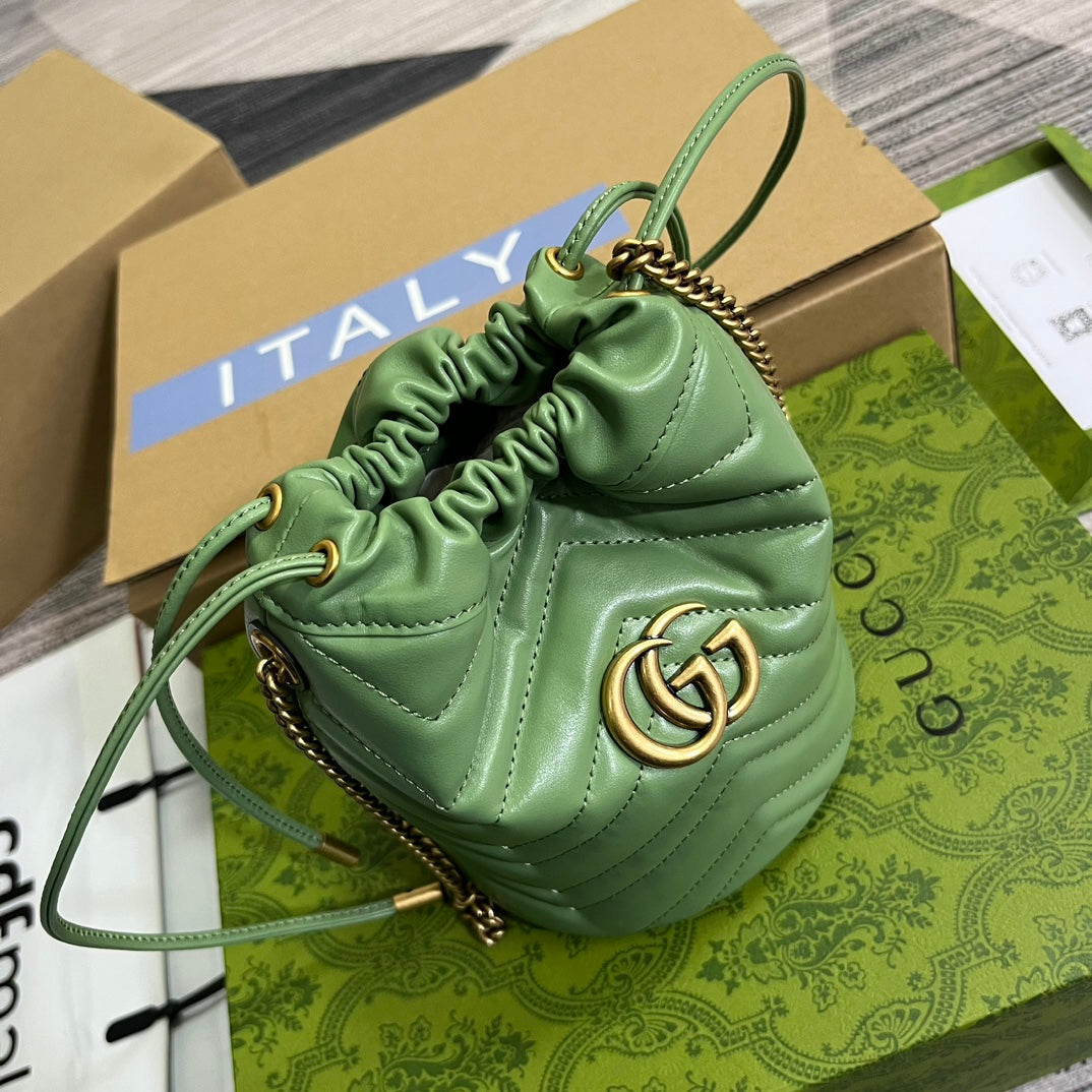 GG MARMONT 17 BUCKET BAG IN LIGHT GREEN CALFSKIN